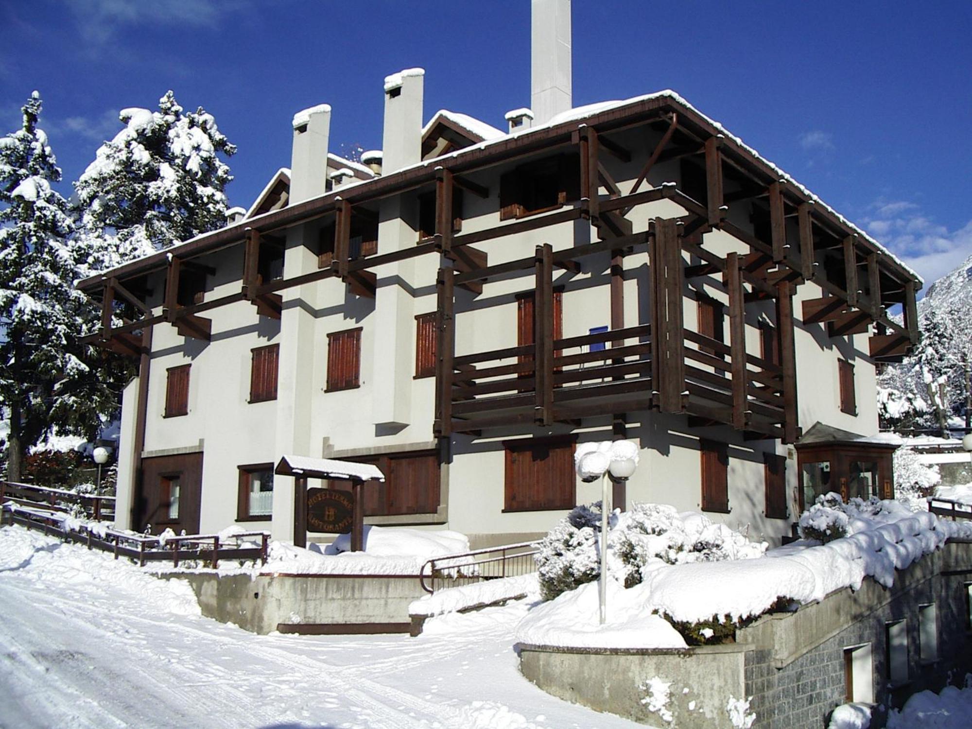 Hotel Terme Bormio Bagian luar foto